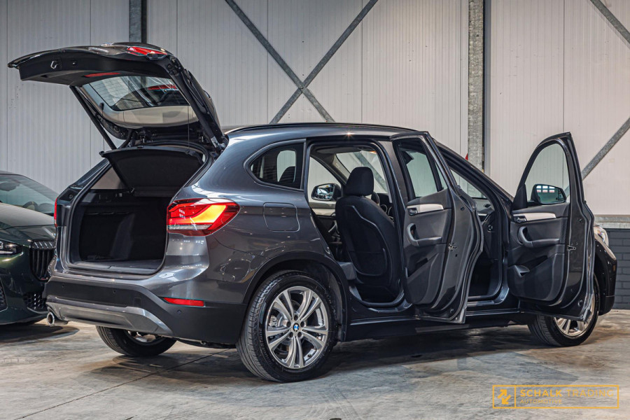 BMW X1 XDrive25e Executive|LED|Navi-XL|Dealer onderhouden