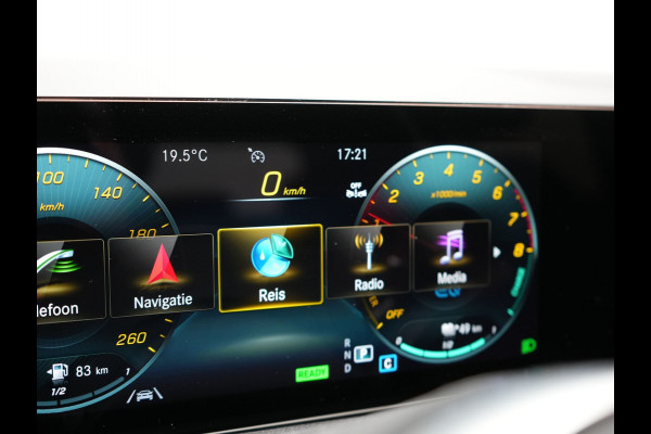 Mercedes-Benz GLA 250 e AMG Line Night Plug in Hybrid 218pk PHEV | Alcantara Sportstoelen | Widescreen Navi | Apple Carplay | L.M. 19" | Cruise Control | DAB |