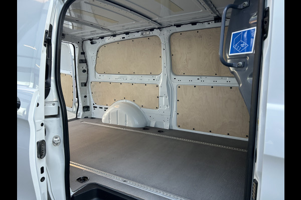 Mercedes-Benz Vito 116 CDI Extra lang / Automaat / Navigatie / Camera / Parkeersensoren / Cruise control / 270 Graden achterdeuren