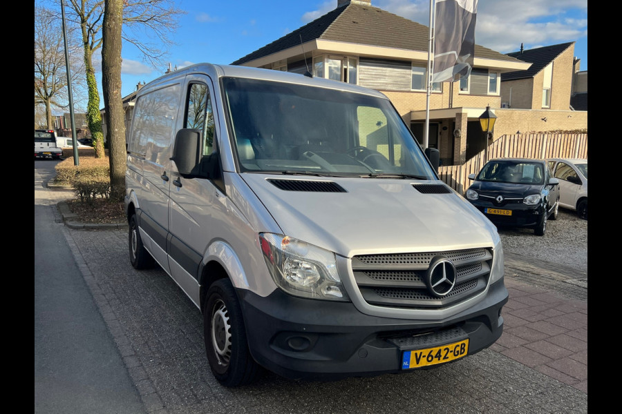 Mercedes-Benz Sprinter 211 2.2 CDI 325 Economy HD