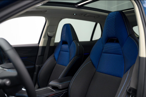 Lynk & Co 01 1.5 261PK Plug-in Hybrid *Fabrieksgarantie* 360* camera Pano/dak Apple/Carplay Adaptive/Cruise