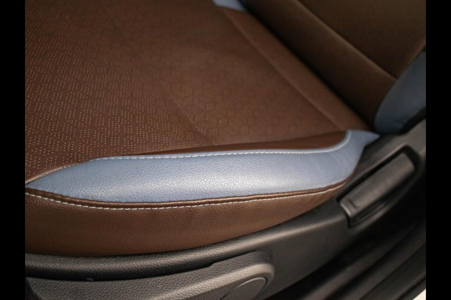 Kia Picanto 1.0 CVVT Design Edition | Navi | Clima | Trekhaak | Brownpack | Camera | Cruise Control