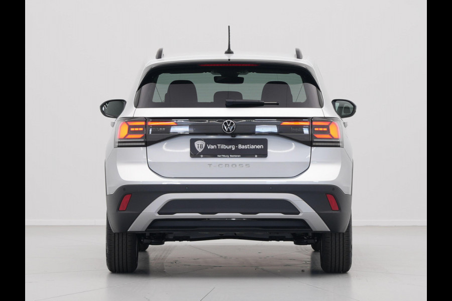 Volkswagen T-Cross 1.0 TSI 95 5MT Life Edition | 'App-Connect' draadloze smartphone integratie | Achterlichten LED | Afstandscontrolesysteem (Front Assist)