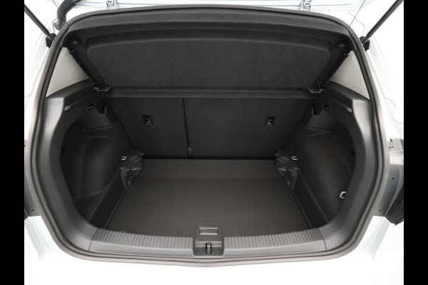 Volkswagen T-Cross 1.0 TSI 95 5MT Life Edition | 'App-Connect' draadloze smartphone integratie | Achterlichten LED | Afstandscontrolesysteem (Front Assist)