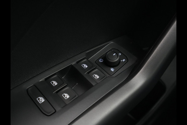 Volkswagen T-Cross 1.0 TSI 95 5MT Life Edition | 'App-Connect' draadloze smartphone integratie | Achterlichten LED | Afstandscontrolesysteem (Front Assist)