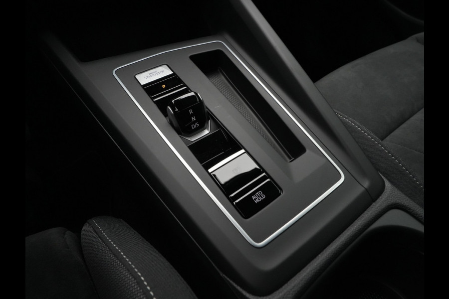 Volkswagen GOLF Variant Volkswagen Life Business | 'App-Connect' draadloze smartphone integratie | Achterlichten LED | Automatische afstandsregeling (Adaptive Cruise Control)