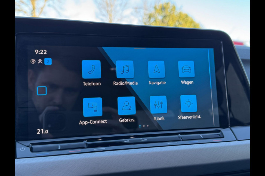 Volkswagen Golf 1.0 TSI Life ACC / PDC / NAVIGATIE / CARPLAY / METALLIC / 4-SEIZOENEN / NL AUTO MET NAP / LED / BTW