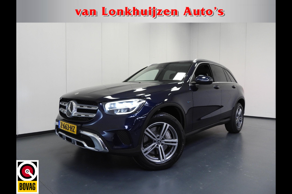 Mercedes-Benz GLC 300e 4MATIC Premium NAVI/CAMERA/LED/18"LMV!