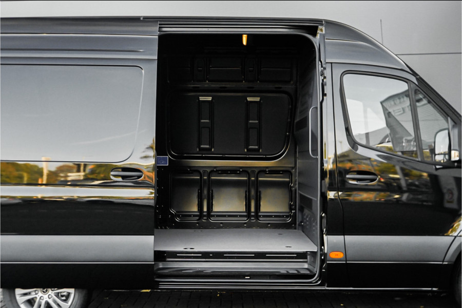 Mercedes-Benz Sprinter 319 1.9 CDI L2H2 RWD BPM Vrij Distronic Camera LED Navi Trekhaak 3.5T