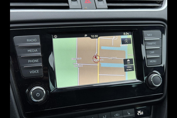 Škoda Octavia Combi 1.6 TDI Greentech Ambition Business 2e Eigenaar,Navi,Clima,Cruise,Schuif Kanteldak,PDC Achter,110pk,LMV,NL Auto,N.A.P,APK Tot 09-2025