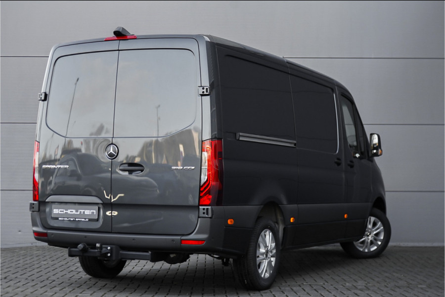 Mercedes-Benz Sprinter 319 1.9 CDI L2H1 BPM Vrij Distronic Camera Trekhaak 3.5T