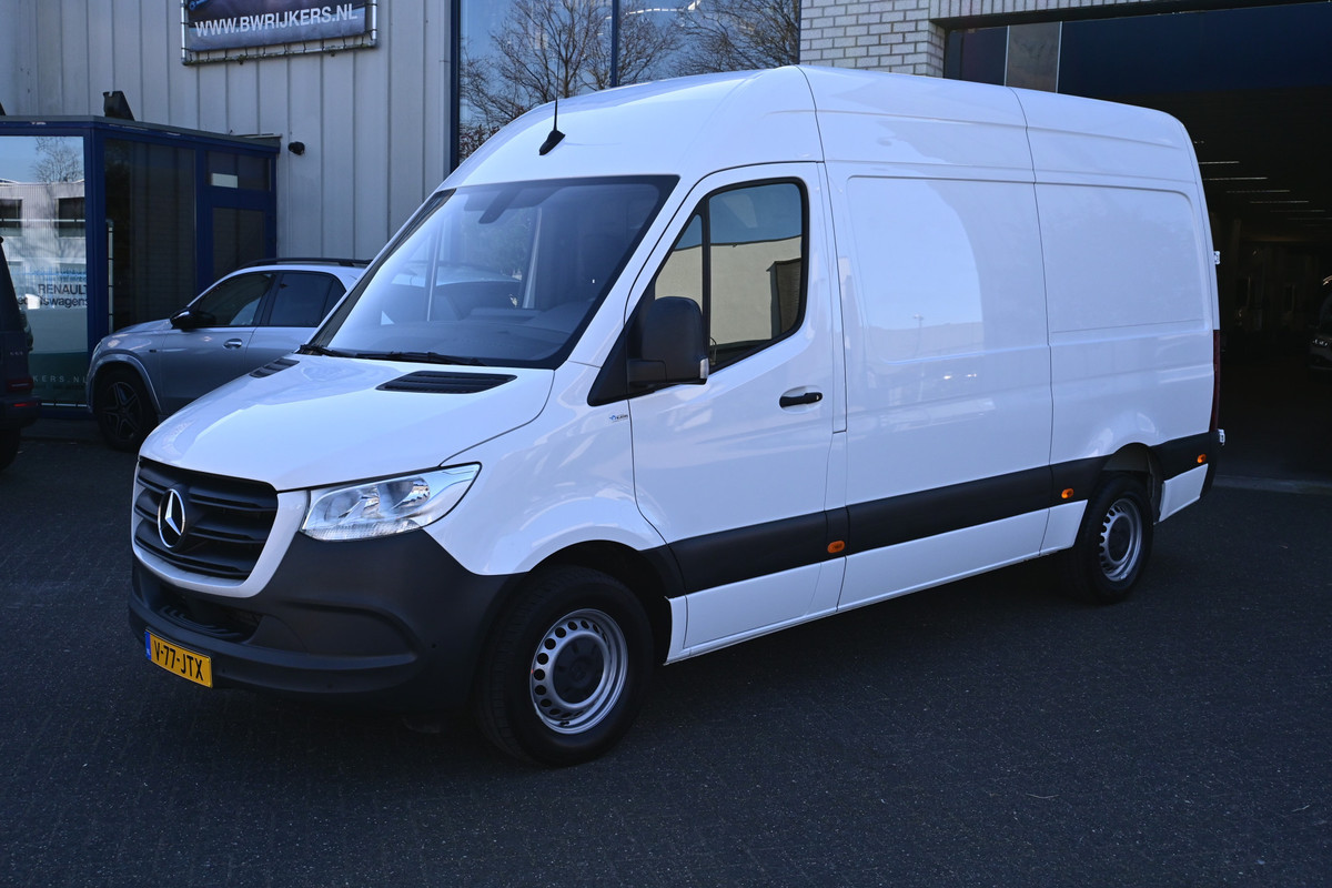 Mercedes-Benz Sprinter 317 CDI L2H2 Camera, Stoelverwarming, Apple Carplay/Android Auto