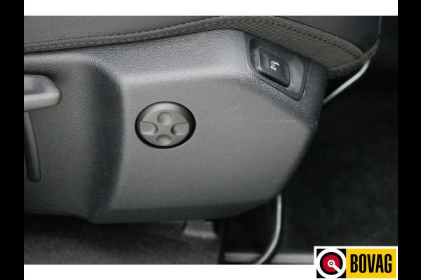 Opel Grandland X 1.6 Turbo Hybrid Ultimate 229 PK | Leer | Stoelverwarming en koeling | Electrische achterklep 19 Inch, Camera voor+achter, Keyless, Navigatie, Carplay