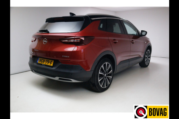 Opel Grandland X 1.6 Turbo Hybrid Ultimate 229 PK | Leer | Stoelverwarming en koeling | Electrische achterklep 19 Inch, Camera voor+achter, Keyless, Navigatie, Carplay