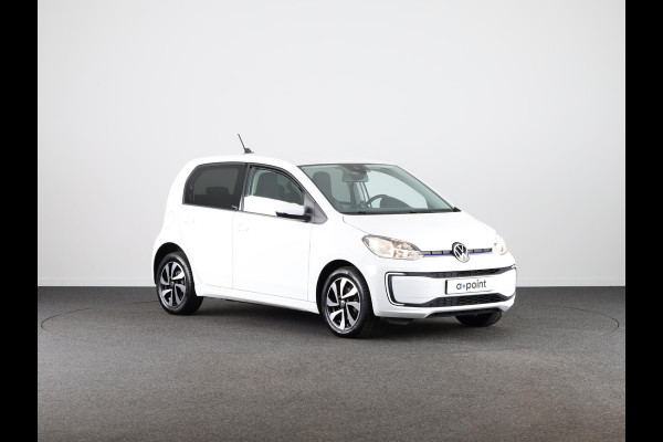 Volkswagen e-Up! e-up! Style Active 83 pk | Navigatie via App | Autom. airco | Cruise control | Achteruitrijcamera | Stoelverwarming | All Season banden |