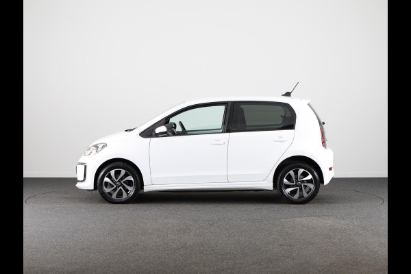 Volkswagen e-Up! e-up! Style Active 83 pk | Navigatie via App | Autom. airco | Cruise control | Achteruitrijcamera | Stoelverwarming | All Season banden |