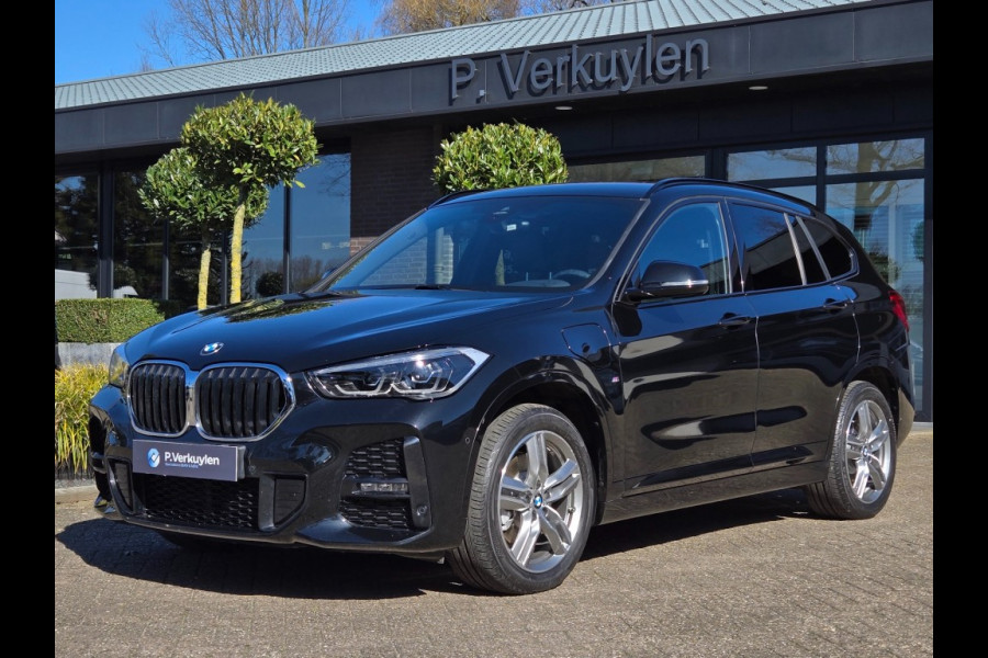 BMW X1 XDRIVE25E M SPORT I 18 INCH I SPORTSTOELEN LEDER I CAMERA I