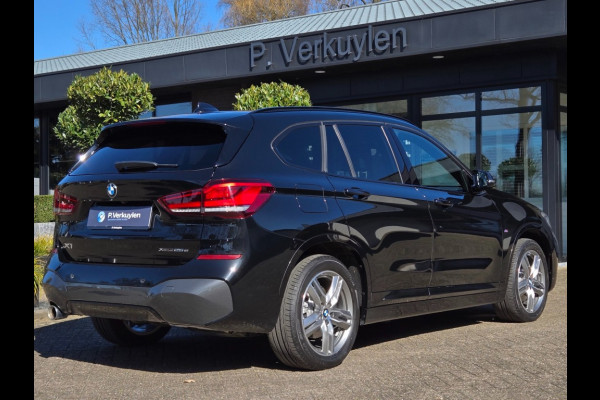 BMW X1 XDRIVE25E M SPORT I 18 INCH I SPORTSTOELEN LEDER I CAMERA I