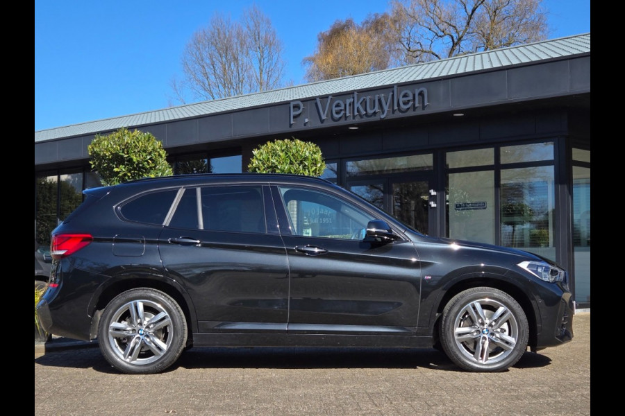 BMW X1 XDRIVE25E M SPORT I 18 INCH I SPORTSTOELEN LEDER I CAMERA I