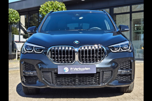 BMW X1 XDRIVE25E M SPORT I 18 INCH I SPORTSTOELEN LEDER I CAMERA I