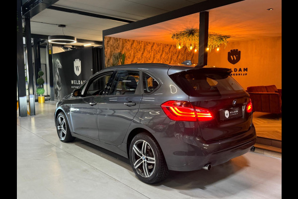 BMW 2 Serie Active Tourer 225i Sport Garantie Camera PDC StoelVW Sfeer Cruise Navi Clima Rijklaar