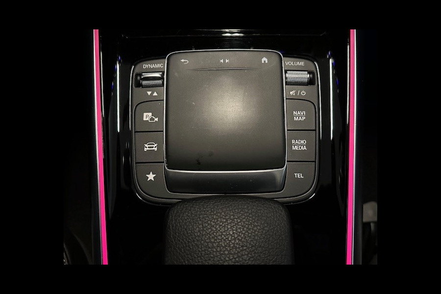 Mercedes-Benz EQA 250 AMG STYLING-PANORAMA-MEMORY-ACC-KEYLESS-CAMERA-ZEER COMPLEET