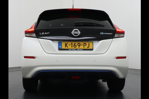 Nissan Leaf e+ Tekna 62kWh 218PK Leder Adpatieve Cruise Bose-Sound Navi 360°Camera Apple Carplay Android Auto Stuur+Stoelverwarming v+a Keyl File assistent Pdc Led Bluetooth DAB Dodehoek Detector Privacy Glas Rijstrooksensor met correctie Verkeersbord detectie Two-Tone lak