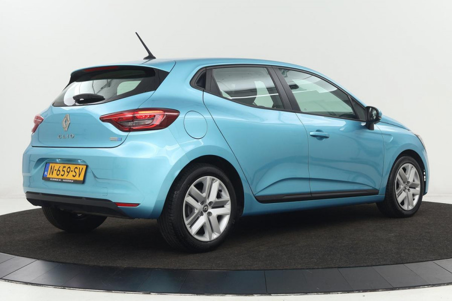 Renault Clio 1.6 E-Tech Hybrid 140 ZEN | Automaat | Carplay | Full LED | Navigatie | Airco | Cruise control | DAB | Bluetooth