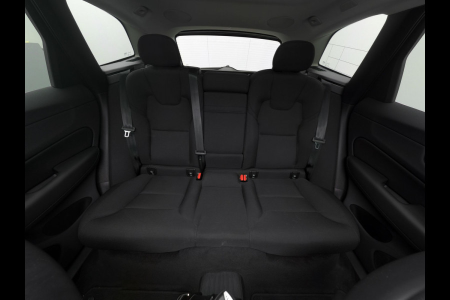 Volvo XC60 T6 Plug-in hybrid AWD Inscription Nieuw Model PHEV | Panodak | Adaptive Cruise | Carplay | Trekhaak af Fabriek | 360 Camera | Harman Kardon |  Keyless | Stuur/Stoel Verwarming |