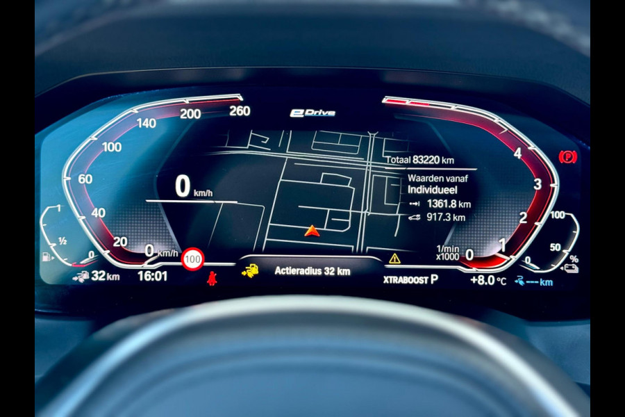 BMW 3 Serie Touring 330e Pano/Camera/HUD/Trekhaak