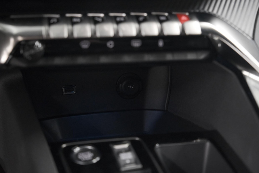 Peugeot 5008 Hybrid 136 e-DSC6 Allure |Camera | Apple Carplay | Navigatie | Parkeersensoren