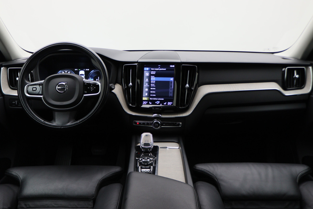 Volvo XC60 2.0 Recharge T6 AWD Inscription LED, Panoramadak, Camera, Adapt. Cruise, Apple Carplay, Trekhaak