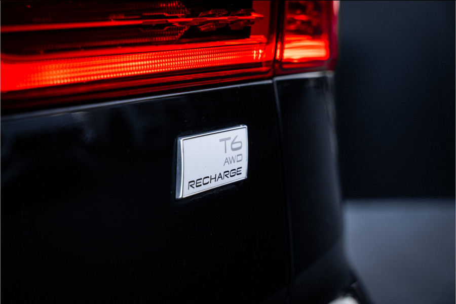 Volvo XC60 2.0 Recharge T6 AWD R-Design - Panorama | H&K | Memory | Stuurverwarming