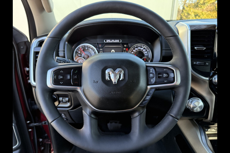 Dodge Ram 1500 5.7 V8 LARAMIE / 1e EIG. / LPG / TREKHAAK 3.5T / ADAPTIVE CRUISE / CAMERA / PANO