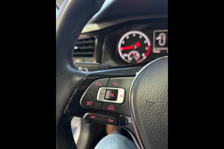 Volkswagen Polo 1.0 Comfortline Business Airco, Navi Cruise