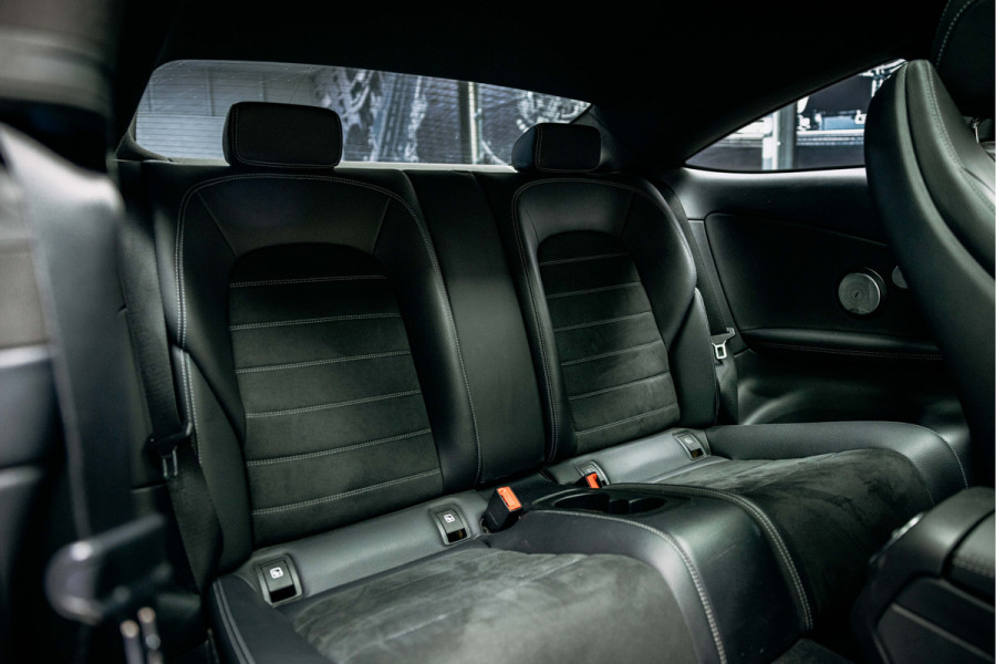 Mercedes-Benz C-Klasse Coupé 300 Premium Plus Pack C 300 Coupe | Burmester | Pano dak | Elek. stoelen | groot navi