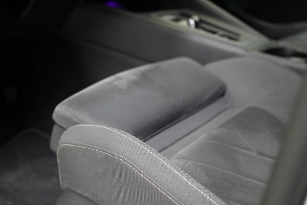 Volkswagen GOLF Variant 1.5 eTSI 150pk Style | Navigatie | Sportstoelen | Memory | Apple CarPlay