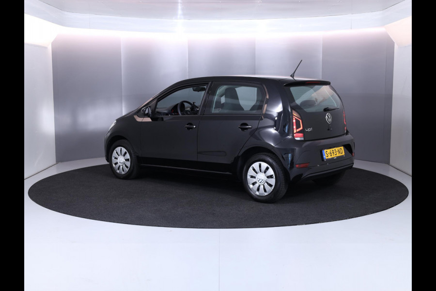 Volkswagen up! 1.0 65 pk | Verlengde garantie | Navigatie via App | Parkeersensoren achter | Achteruitrijcamera | Cruise control | Autom. airco |