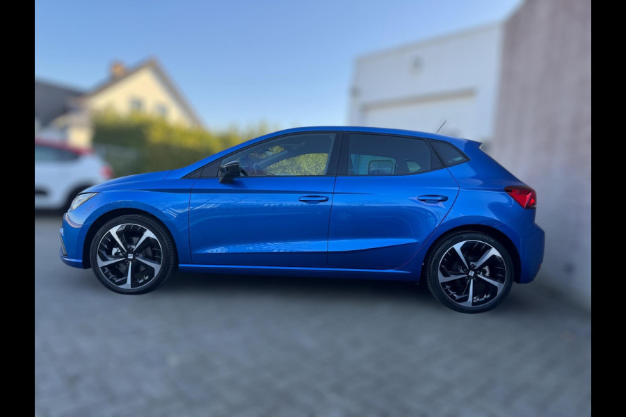 Seat Ibiza 1.0 EcoTSI FR AUTOMAAT / CAMERA / PDC / NAVI / KEYLESS GO / ACC / STOELVERW. / ECC / CARPLAY / ELEK INKL. SPIEGELS