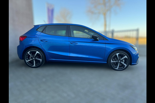 Seat Ibiza 1.0 EcoTSI FR AUTOMAAT / CAMERA / PDC / NAVI / KEYLESS GO / ACC / STOELVERW. / ECC / CARPLAY / ELEK INKL. SPIEGELS