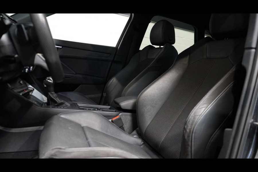 Audi Q3 40 TFSI Quattro 3x S-Line AUTOMAAT-AUDI SOUND-CAMERA-DAB-DRIVE SELECT-KEYLESS-MATRIX-PANORAMA-VIRTUEEL-TREKHAAK