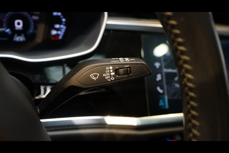 Audi Q3 40 TFSI Quattro 3x S-Line AUTOMAAT-AUDI SOUND-CAMERA-DAB-DRIVE SELECT-KEYLESS-MATRIX-PANORAMA-VIRTUEEL-TREKHAAK