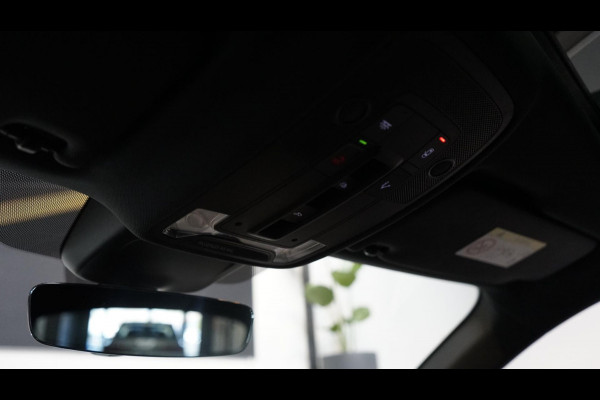 Audi Q3 40 TFSI Quattro 3x S-Line AUTOMAAT-AUDI SOUND-CAMERA-DAB-DRIVE SELECT-KEYLESS-MATRIX-PANORAMA-VIRTUEEL-TREKHAAK