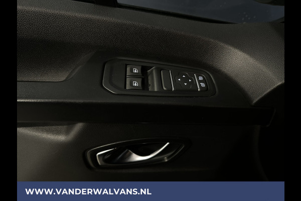 Renault Trafic 2.0 dCi 131pk L2H1 Euro6 Airco | LED | 2500kg Trekhaak | Cruisecontrol Bijrijdersbank