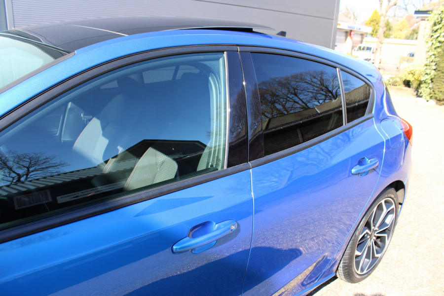 Ford Focus 1.0 EcoBoost ST Line Business | Panoramadak | Winterpack | Navigatie | B&O | Camera