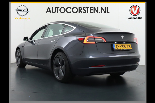 Tesla Model 3 SR+ RWD 60kWh 325PK Lmv 18" AutoPilot Premium-Luidsprekers Leder PanoDak Adaptive cruise Camera's Elektr.-Stuur+Stoelen+Spiegels Navi Lane-Assist Speed-Assist LED ACC DAB Voorverwarmen interieur en Keyless via App One-Pedal-Drive Origineel Nederlandse auto tot 11kw laden thuis ! Garantie Accu tot 20-11-2027 max 160.000km