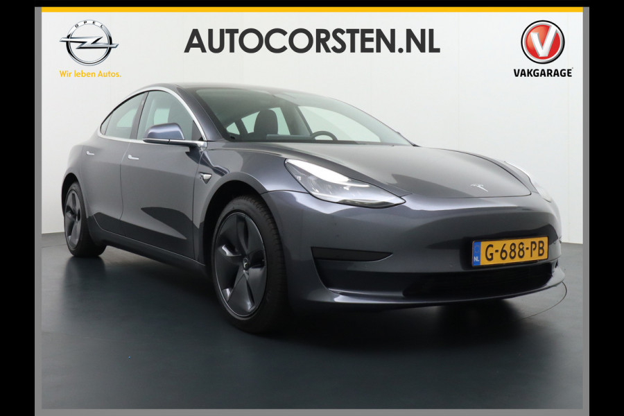 Tesla Model 3 SR+ RWD 60kWh 325PK Lmv 18" AutoPilot Premium-Luidsprekers Leder PanoDak Adaptive cruise Camera's Elektr.-Stuur+Stoelen+Spiegels Navi Lane-Assist Speed-Assist LED ACC DAB Voorverwarmen interieur en Keyless via App One-Pedal-Drive Origineel Nederlandse auto tot 11kw laden thuis ! Garantie Accu tot 20-11-2027 max 160.000km