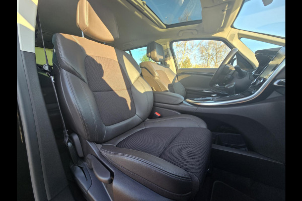 Renault Espace 1.8 TCe Intens 7p. 224pk Automaat | Trekhaak | Adaptieve Cruise | Achteruitrijcamera | Elektrische Achterklep | Head up Display