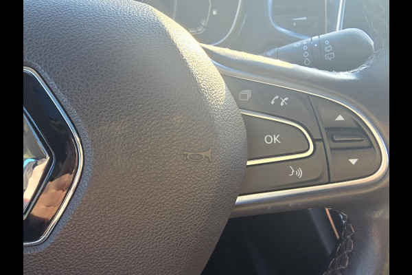 Renault Espace 1.8 TCe Intens 7p. 224pk Automaat | Trekhaak | Adaptieve Cruise | Achteruitrijcamera | Elektrische Achterklep | Head up Display