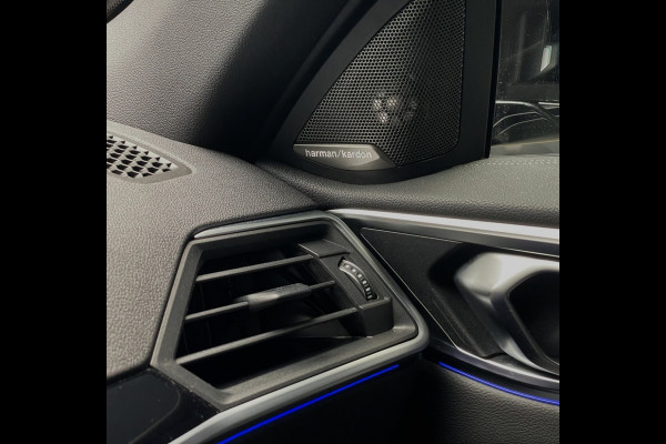 BMW 4 Serie Cabrio M440I laser/acc/head-up/dravitgrau/harmankardon/trekhaak